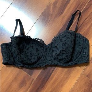 NWOT body by Victoria lace lined balconet